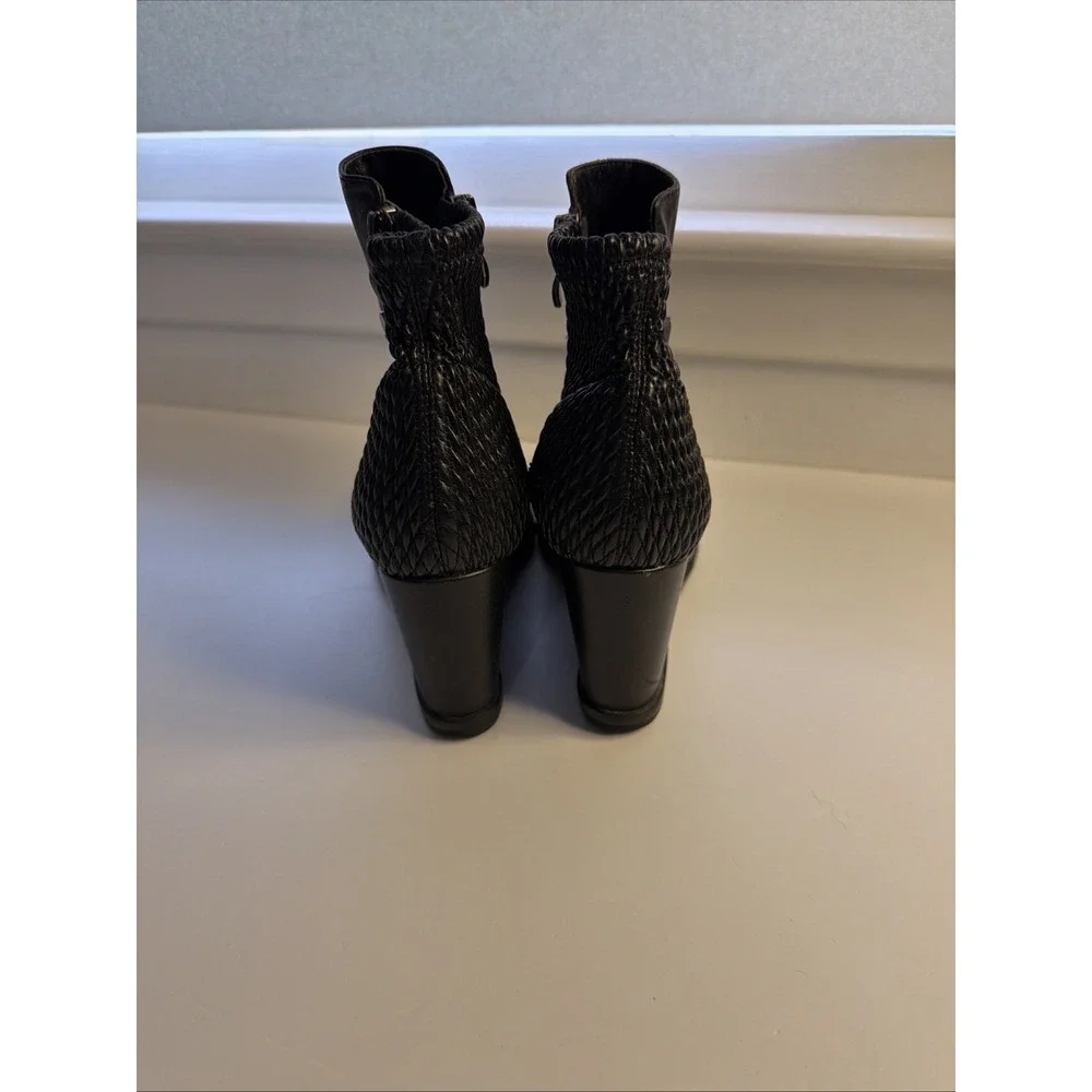 Artica Browns Exclusive leather Waterproof winter Wedge ankle boots size 38‎